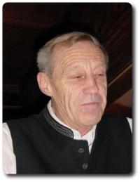 2002.4.jpg